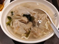 上海小馄饨-鲜得来排骨年糕(即墨路店)