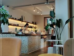 -Line 咖啡(石厦花园店)