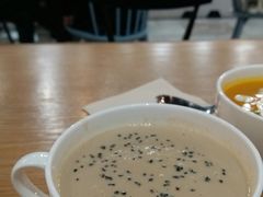 -HELLO 27 意面·沙拉·帕尼尼