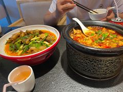 -万重锦·人文川菜馆(骡马市店)