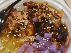 -老街烧烤大排档·地道湖北菜·龙虾馆(汉口火车站店)