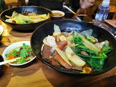 -万记麻辣烫国展总店