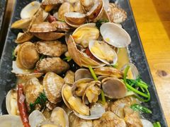 -老东镇啤酒屋海鲜加工·蒸汽海鲜·海鲜烧烤(台东店)