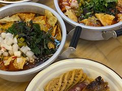 -丽丽三鲜螺蛳粉(田林路店)