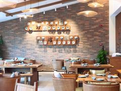 大堂-芳草地度假酒店·野炉中餐厅