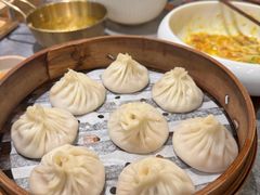 蟹粉蟹膏鲜肉双拼-莱莱小笼·乔艾