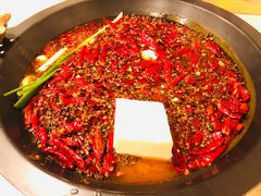 -黄潇洒老火锅(九眼桥宏济巷店)