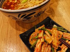 关中素拼-北往西·西安油泼面(万德庄店)