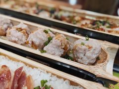 -胡须哥网红竹筒菜