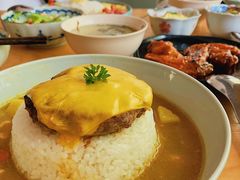 芝士牛肉汉堡咖喱饭-红小满休闲餐厅(十全街店)