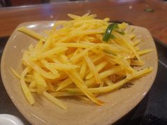 -亮亮面馆(经六路店)