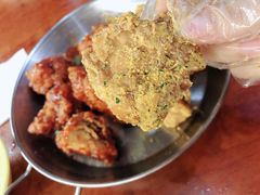 -BHC炸鸡(明洞总店)