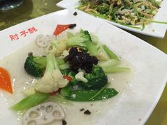 -肘子酥(鞍山西道店)