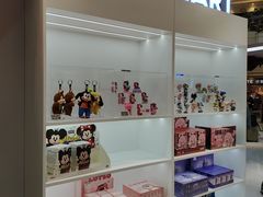 -泡泡玛特POPMART(上海环球港店)
