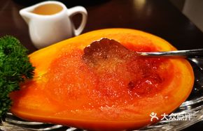 Papaya and Rock Sugar Stewed Bird's Nest