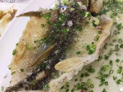 特色葱油飞鱼-岭南海晏楼(东晓南店)