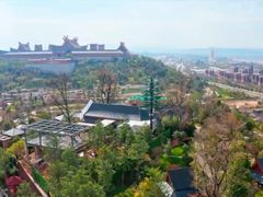 -七彩云南欢乐世界