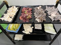 -牛一煲美食(江高店)