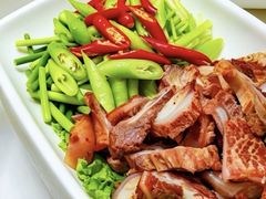 -鑫渔港海鲜本地菜·山海关浑锅(东戴河店)