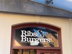 -Ribs & Burgers The Rocks