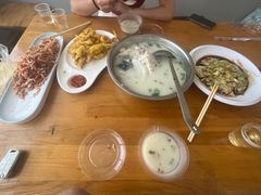 -雪湖煜辰鱼头老店(雪野湖店)