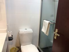 -汉庭(上海虹桥机场新店)