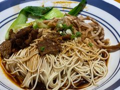 -霸蛮湖南菜·牛肉粉(荣京西街店)