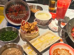 -大芊金重庆串串火锅(南京路店)