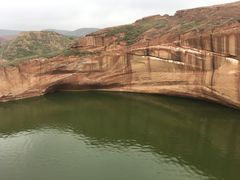-波浪谷
