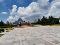 -上海市龙华烈士陵园