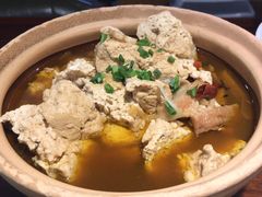 红烧老卤豆腐-杭百味·大众精选杭帮菜(西湖音乐喷泉店)