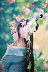 -九月鹰飞汉服摄影工作室