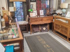 -邊城書店