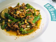 -费大厨辣椒炒肉(高铁吾悦广场店)