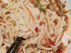 -鑫花溪牛肉米粉(东环大润发店)