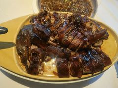 -八府香鸭·啫啫煲(华山路店)