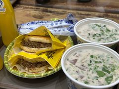 -穆得·老周家牛肉烧饼(普利街店)