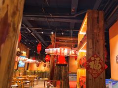 -老滇山寨•云南特色菜•地方菜•民族风情歌舞表演(金碧店)