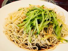 -霄汉牛三鲜湖北砂锅菜(万松园2店)