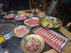 -韩烧牛中牛·甄选黑牛烤肉(黑金店)