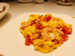 鲜茄葱花虾仁炒滑蛋-太兴餐厅(东方广场分店)