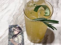-théATRE 茶聚场(王府中環店)