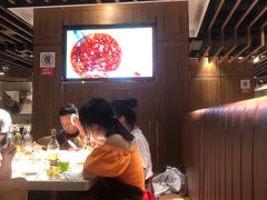 -海底捞火锅鲜切牛肉主题店(长寿路店)