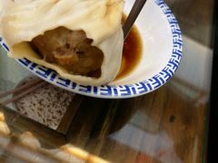 -笑来喜馄饨小笼工坊店(湖滨街店)