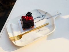 -UNI UNI(环亚凯瑟琳店)