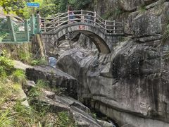 -鄣山大峡谷