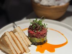 牛肉塔塔配牛油果黑橄榄酱-Solo(衡山路店)