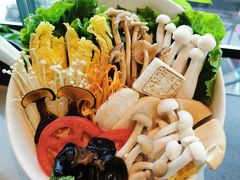 -享月汤皇·海鲜小火锅·聚会(曲江创意谷店)