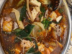 -张翻越·川渝冒菜·武汉黑鸭煲(城北万象城店)