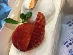 -花花卷卷·鲜食蛋糕(静安久光百货店)